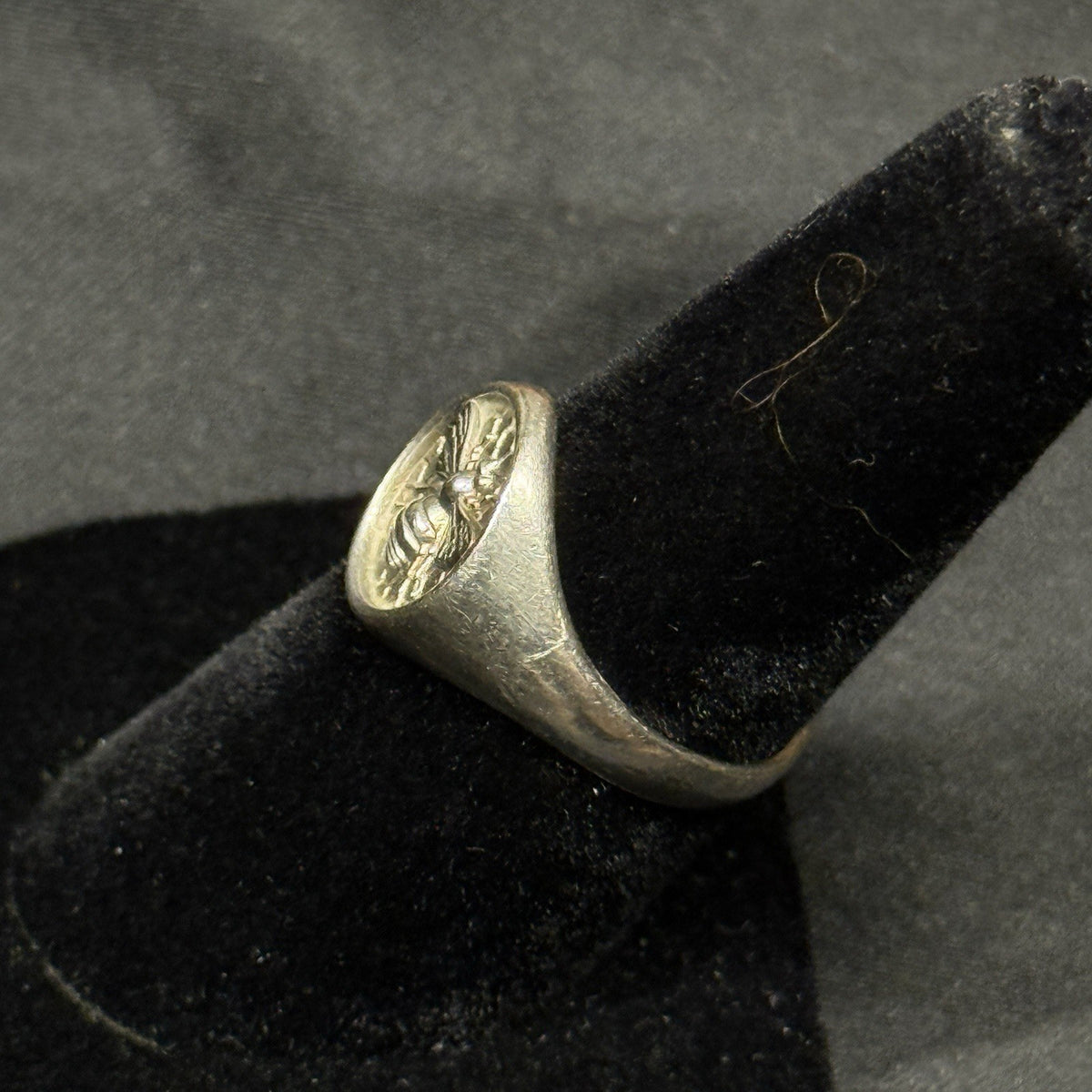 Estate Sterling Silver Ring Bumble Bee Signet Size 6.25 925