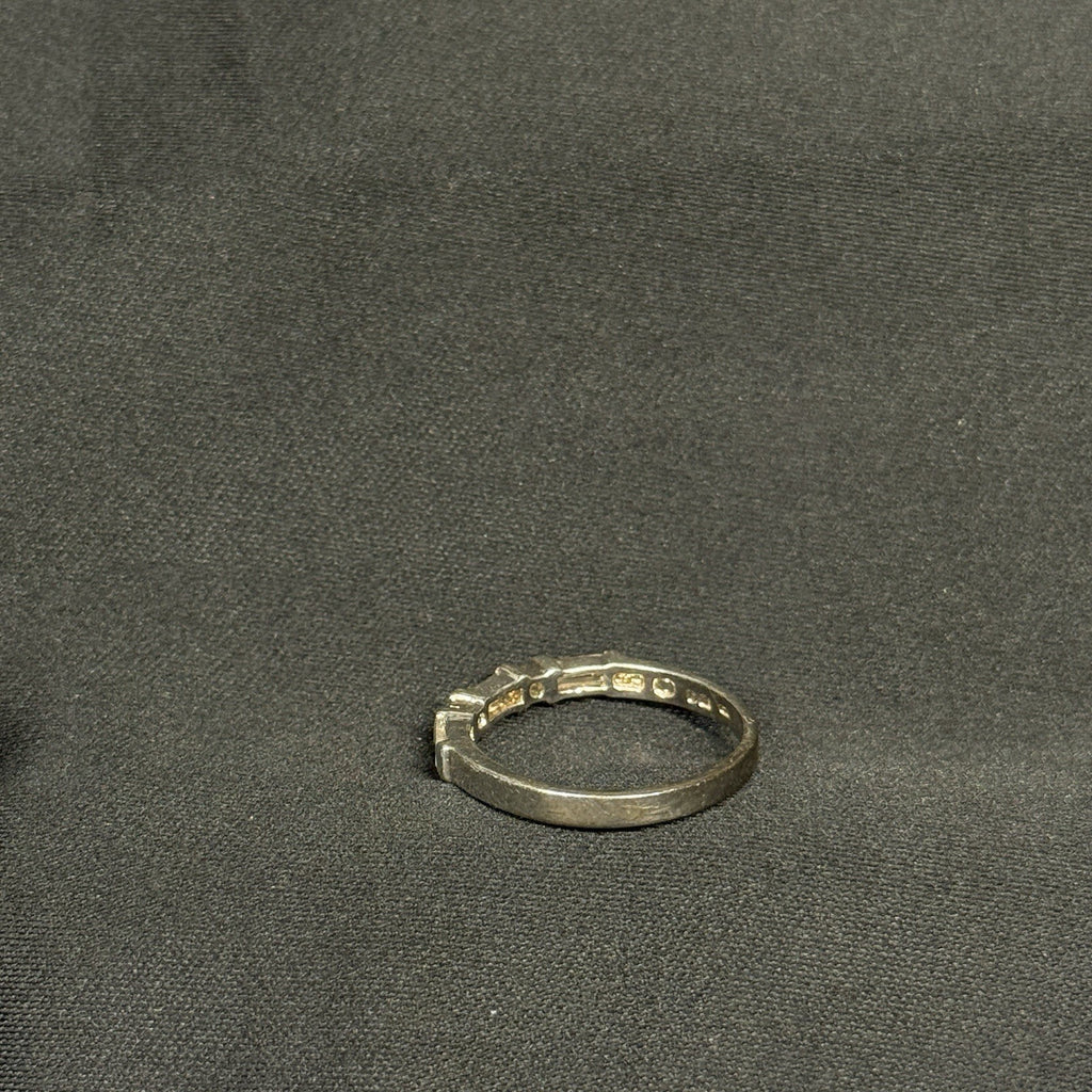 Estate Sterling Silver Band CZ Size 6.75 925