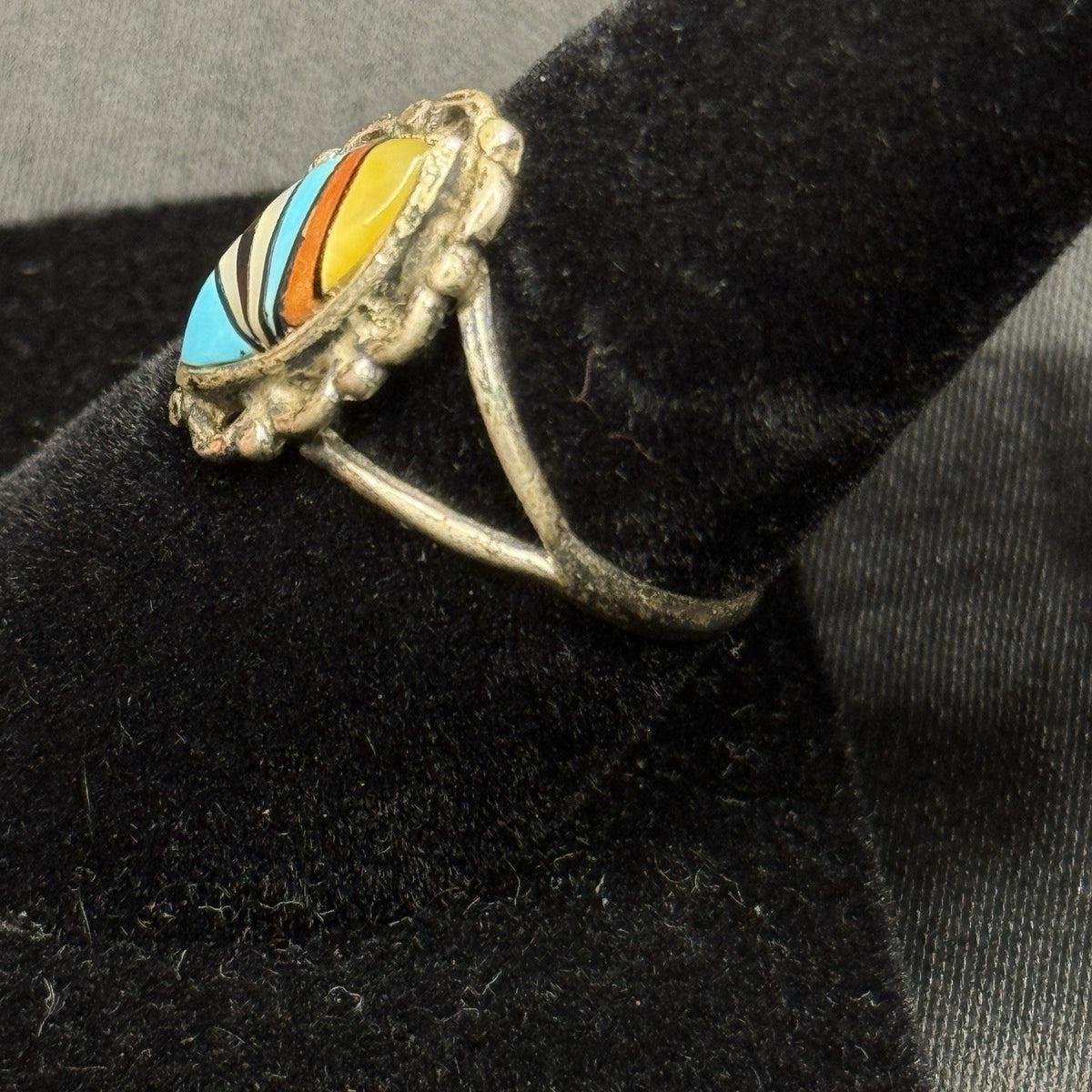 Native American Sterling Silver Ring Navajo Inlay Signed Sadie Calvin Size 7.5