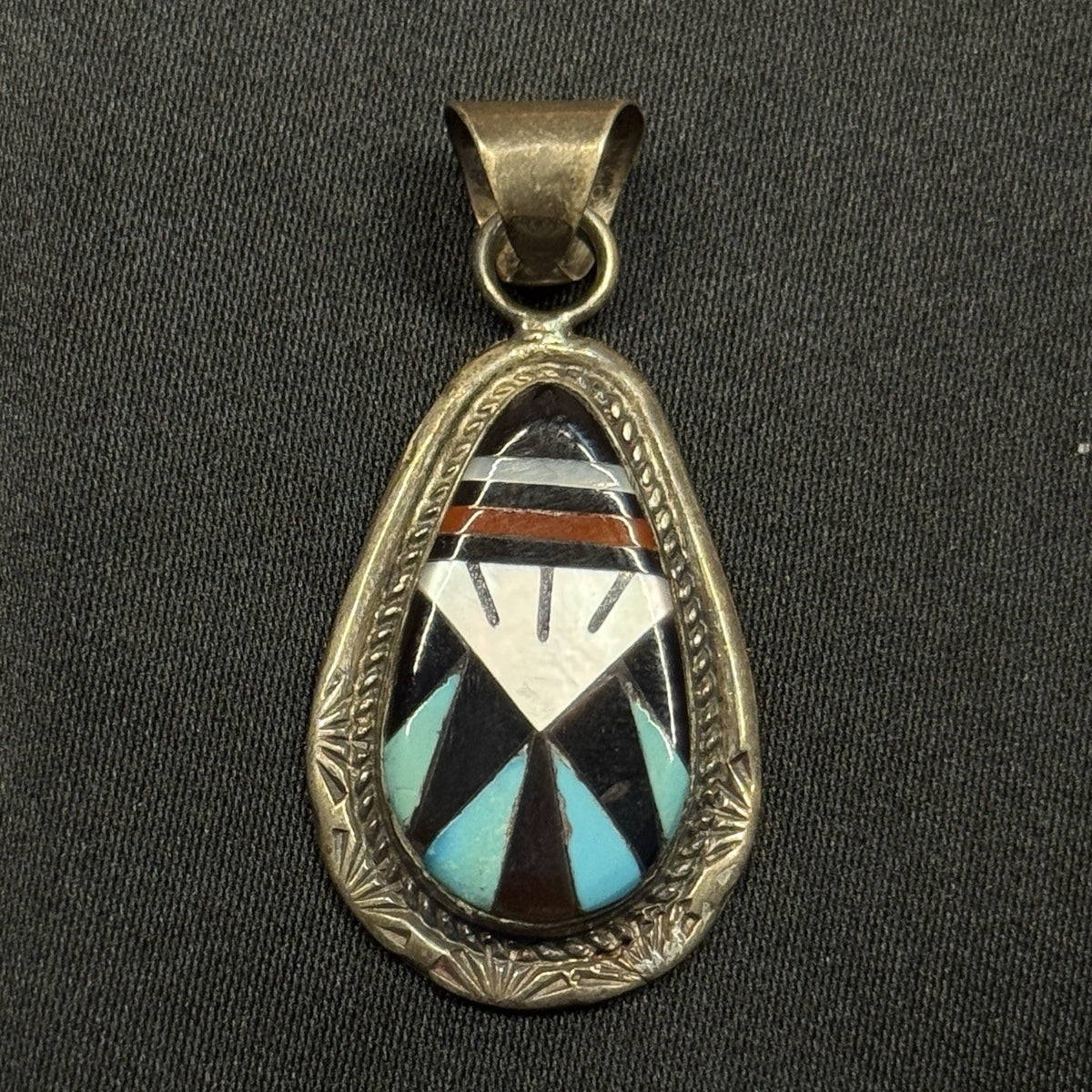Native American Sterling Silver Pendant Zuni Inlay Signed Leslie & Gladys Lamy