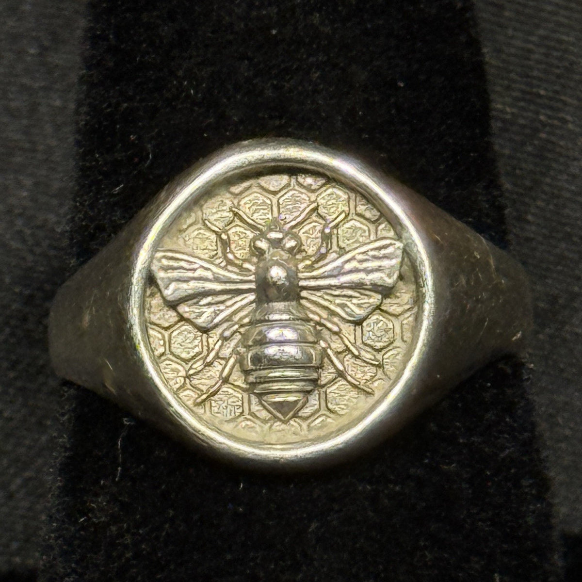 Estate Sterling Silver Ring Bumble Bee Signet Size 6.25 925